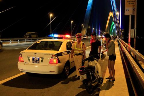 Công an quận Tây Hồ tìm nhân chứng, người biết thông tin