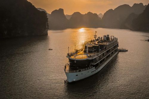 Du lịch đường thủy và nỗi lo 'mắc cạn'