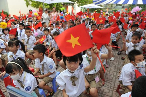 Con người giữ vị trí trung tâm trong chiến lược phát triển