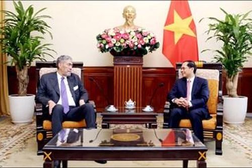 Làm sâu sắc hơn nữa quan hệ chính trị-ngoại giao tốt đẹp giữa Việt Nam và Cộng hòa Dominicana