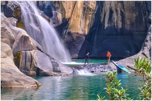 Vẻ hoang sơ, kỳ vĩ của điểm du lịch Vực Phun ở Phú Yên