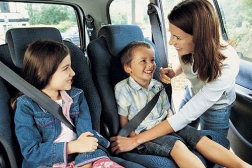 Loại ghế an toàn trên ô tô cho trẻ có nhu cầu đặc biệt
