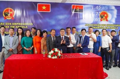 Hội Doanh nhân Việt Nam tại Angola chính thức thành lập sau một năm chuẩn bị
