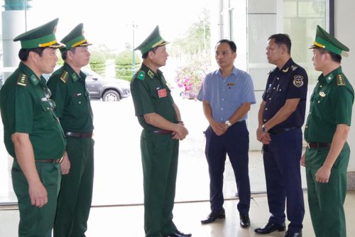 Cải cách thủ tục hành chính tạo thông thoáng cho xuất nhập cảnh