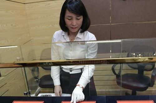 Mắc kẹt vì lướt sóng vàng