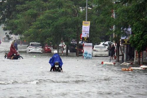 Nhiều nơi mưa kỷ lục, riêng Hải Phòng lớn nhất 45 năm qua