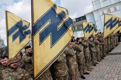 Nga lên tiếng về việc Mỹ cho phép tiểu đoàn Azov nhận viện trợ quân sự