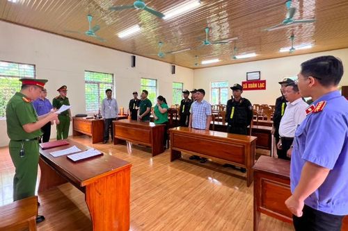 Bí thư, chủ tịch xã ở Bắc Kạn bị bắt vì lập khống hồ sơ, chi tiêu sai quy định