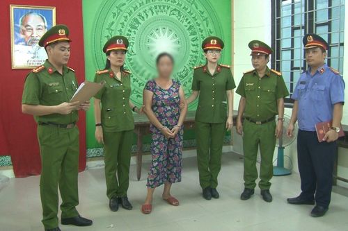 Triệt phá điểm mua bán 'cỏ Mỹ'
