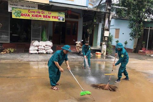 Trận lũ đi qua, tình người ở lại
