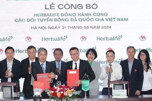 Herbalife tiếp tục tài trợ cho các đội tuyển bóng đá quốc gia