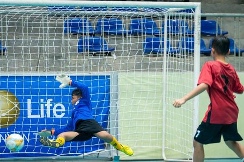 Thắng NĐ Tân Kỳ sau loạt penalty cân não, NĐ Quỳ Hợp cầm vé vào bán kết
