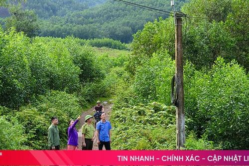 Người dân Hương Sơn lắp 'mắt thần' để bảo vệ rừng