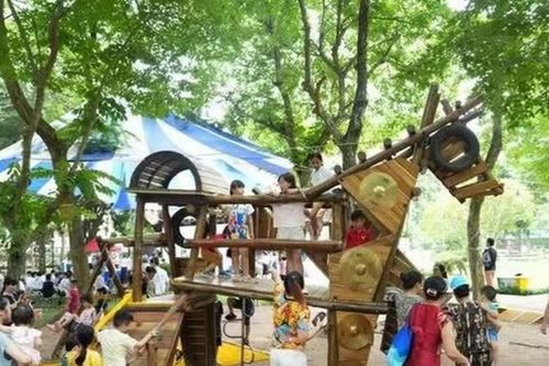 Sân chơi hòa nhập Thánh Gióng tại khu di tích Văn Miếu-Quốc Tử Giám
