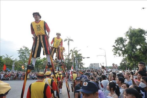 Nghệ sĩ bốn phương hội tụ tại Tuần lễ Festival nghệ thuật quốc tế Huế