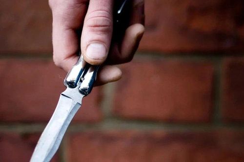 Án Tây-Luật Ta: Hình phạt nào cho nữ sinh 13 tuổi đâm dao tại trường học?