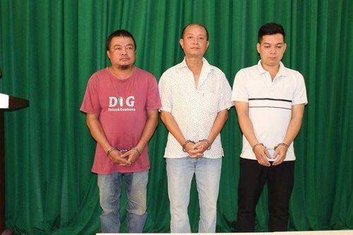 Thêm bị can vụ buôn thuốc giả do Quách Ngọc Giao cầm đầu