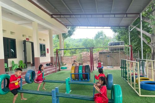 Bàn giao điểm Trường mầm non Mường Bú, Sơn La