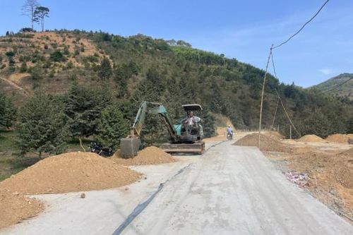Để Khánh Sơn phát triển nhanh, bền vững