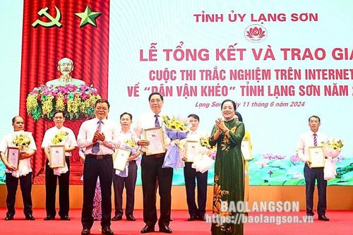 Tổng kết và trao giải cuộc thi trắc nghiệm trên Internet về 'Dân vận khéo' tỉnh Lạng Sơn năm 2024
