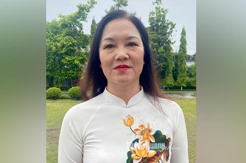Nhà giáo ưu tú Lan Thanh