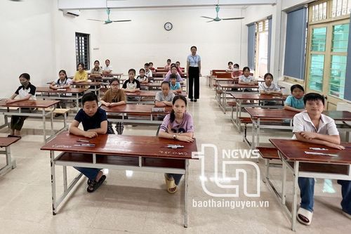 1.463 thí sinh dự tuyển vào Trường THCS Chu Văn An và THCS Chùa Hang II