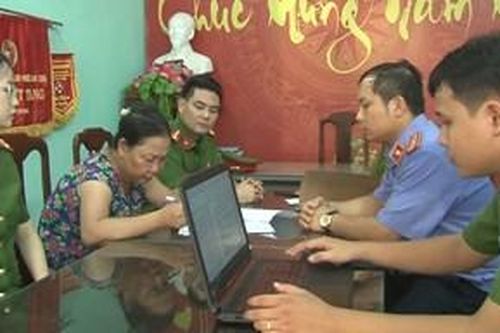 Triệt xóa điểm mua bán 'cỏ Mỹ' trên đường Duy Tân