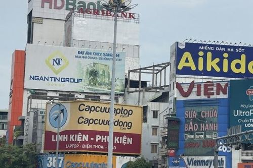 TP. Hồ Chí Minh: Bất cập trong quy hoạch bảng quảng cáo ngoài trời