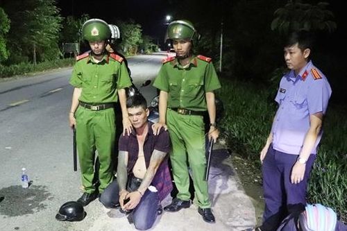 Triệt phá 3 vụ tàng trữ, mua bán 'cái chết trắng' trong một ngày