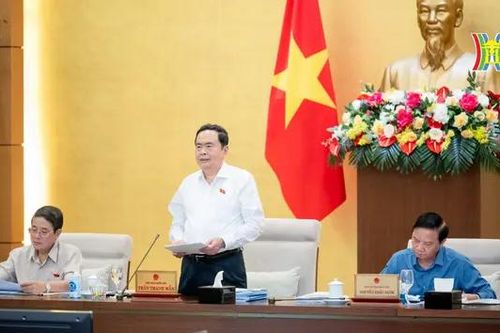 Quốc hội sẽ biểu quyết 'cấm lái xe khi có nồng độ cồn'