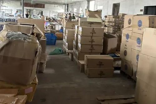Thu giữ hơn 163 nghìn thuốc lá điện tử nhập lậu