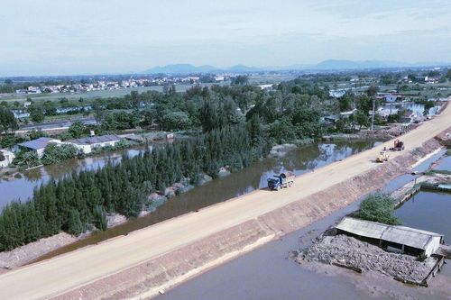 Hiện trạng tuyến đường ven biển hơn 2.200 tỷ đồng ở Thanh Hóa