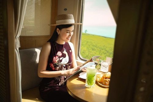 Ngắm Nha Trang, Quy Nhơn trên tàu hỏa xa xỉ 10 triệu đồng/vé