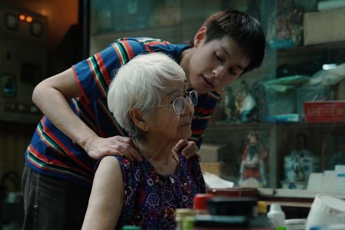 'Gia tài của ngoại' áp đảo ở rạp Việt