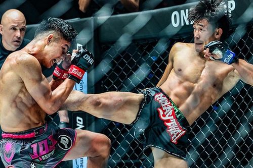 Nguyễn Trần Duy Nhất khoe vết thương dài sau chiến thắng thần đồng MMA, cộng đồng mạng vừa xót xa, vừa khâm phục vì nỗ lực phi thường