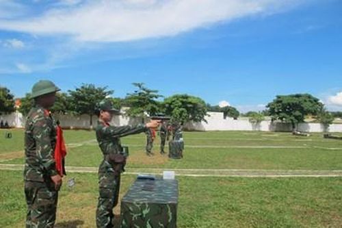 Quân khu 4: Sôi nổi ngày hội thi tài bắn súng