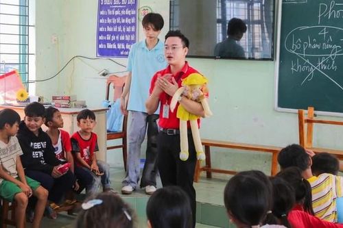 Trang bị kỹ năng sống cho trẻ em vùng cao tại Ninh Thuận