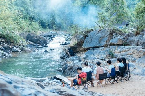 Du lịch cắm trại: Bạn trẻ Sài Gòn hướng đến 'du lịch xanh'