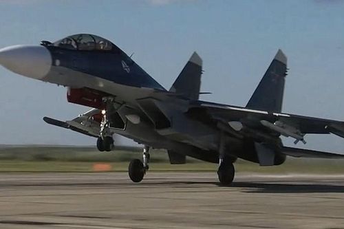 Su-30SM2 Nga lắp sẵn tên lửa R-37M, sẵn sàng đón đợi F-16