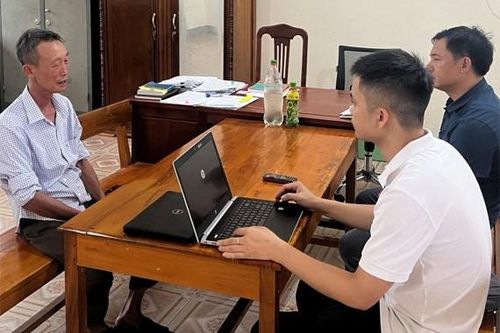 Cãi nhau vì chuyện bán nghé, chồng chém vợ tử vong