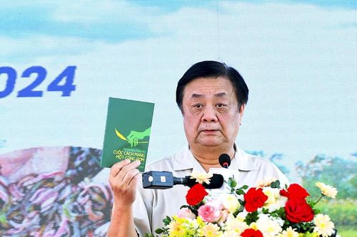 Bộ trưởng Lê Minh Hoan: Bán hạt gạo không bao giờ giàu, bán sự tử tế sẽ giàu