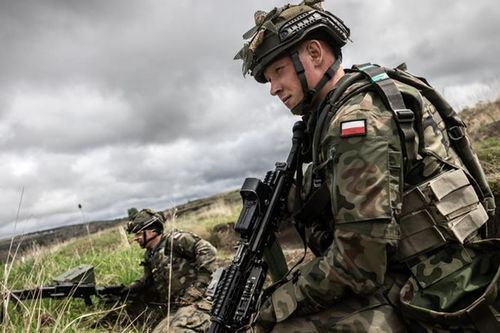 Romania, Ba Lan và Latvia lo ngại các chiến dịch hỗn hợp của Nga