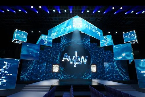 Vietnam International Fashion Week: Tôn vinh những bước tiến của thời trang Việt