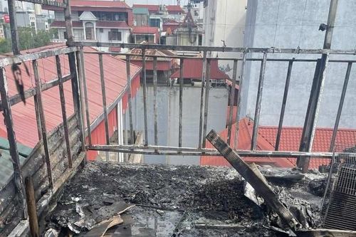 Hà Nội: Kịp thời khống chế vụ cháy nhà dân ở phường Láng Thượng