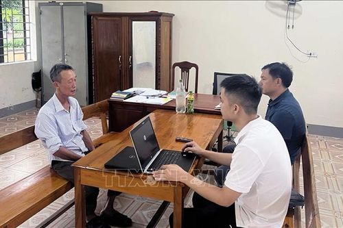 Người đàn ông giết vợ đã ra đầu thú