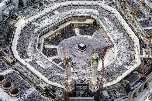 Hàng trăm nghìn người đổ về thánh địa Mecca dịp lễ hành hương Hajj