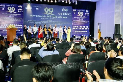 Báo chí kết nối doanh nghiệp với người tiêu dùng