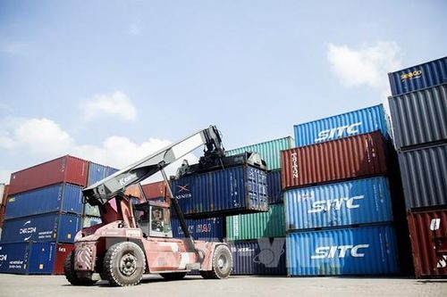 Kiểm chứng thông tin hàng hóa bị rút ruột tại cảng Cát Lái