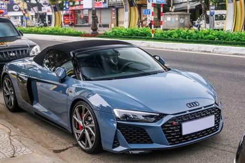 Cận cảnh siêu xe hàng hiếm Audi R8 V10 tại Việt Nam