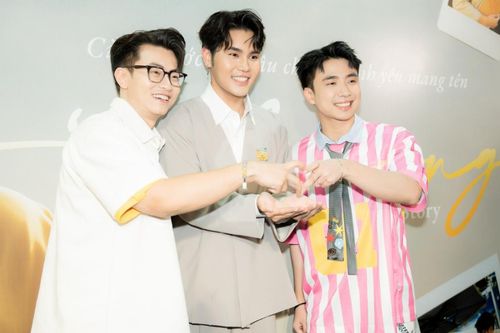 'Biển fan' vây kín Ninh Dương trong sự kiện đặc biệt của Á quân Vietnam Idol